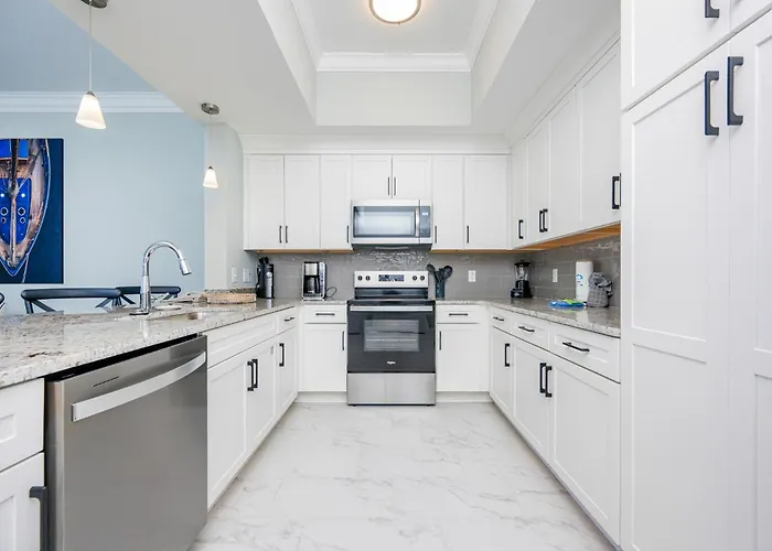 Phoenix Ii 1602 Apartment *
